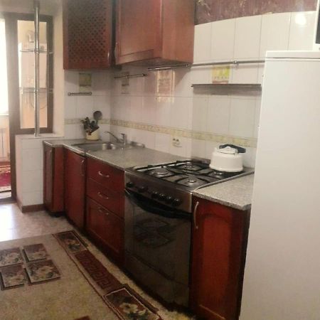 Иляева 66 Парк Кен Баба Shymkent Ngoại thất bức ảnh