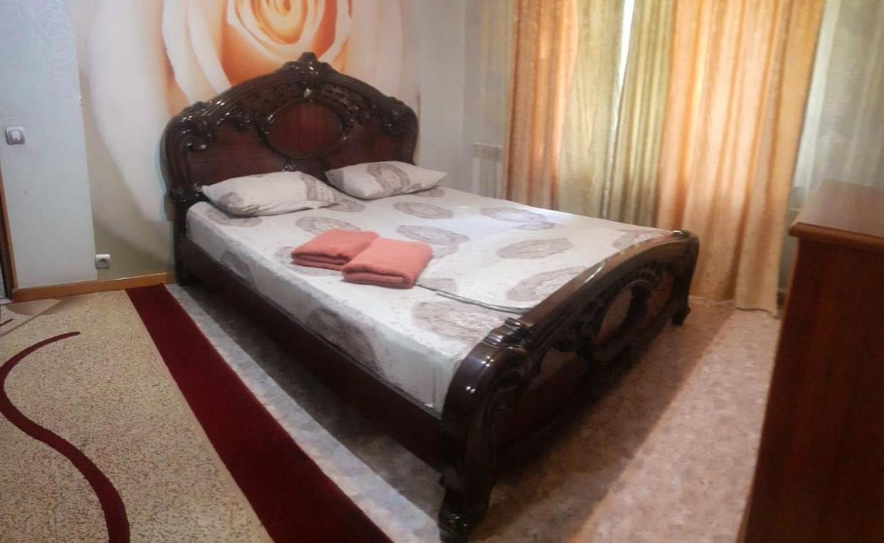 Иляева 66 Парк Кен Баба Shymkent Ngoại thất bức ảnh