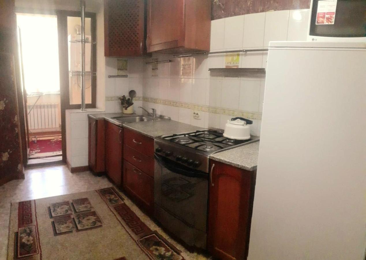 Иляева 66 Парк Кен Баба Shymkent Ngoại thất bức ảnh